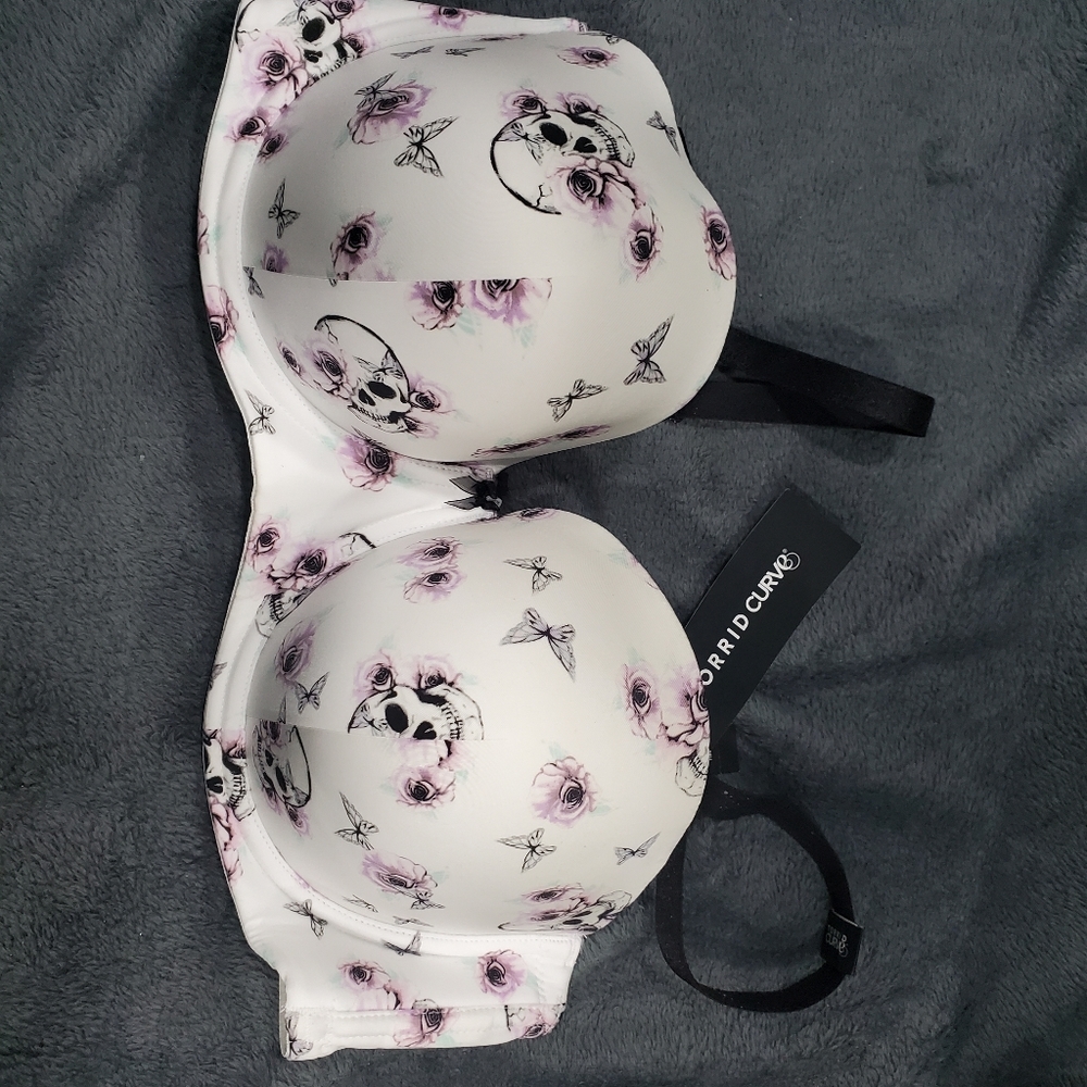 NWT Torrid multi way skull bra 38DD